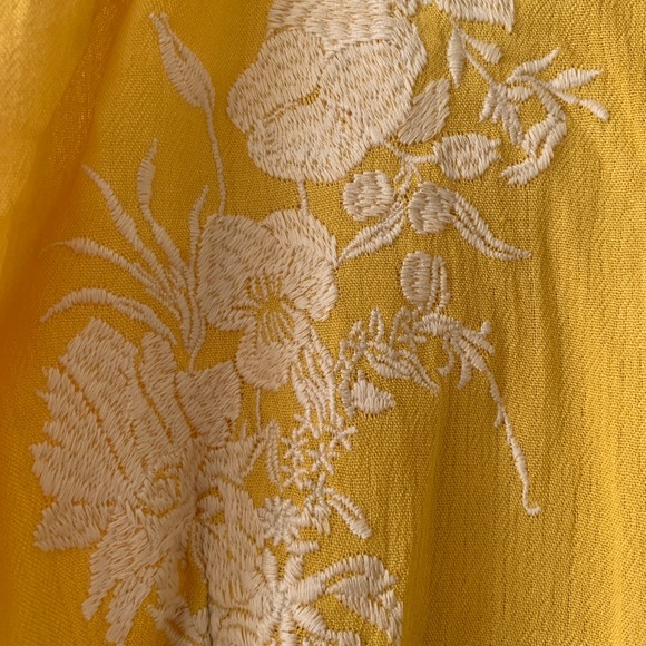 NY & COMPANY GOLD DUST / YELLOW EMBROIDERED MAXI DRESS . SIZE LARGE - Picture 8 of 17